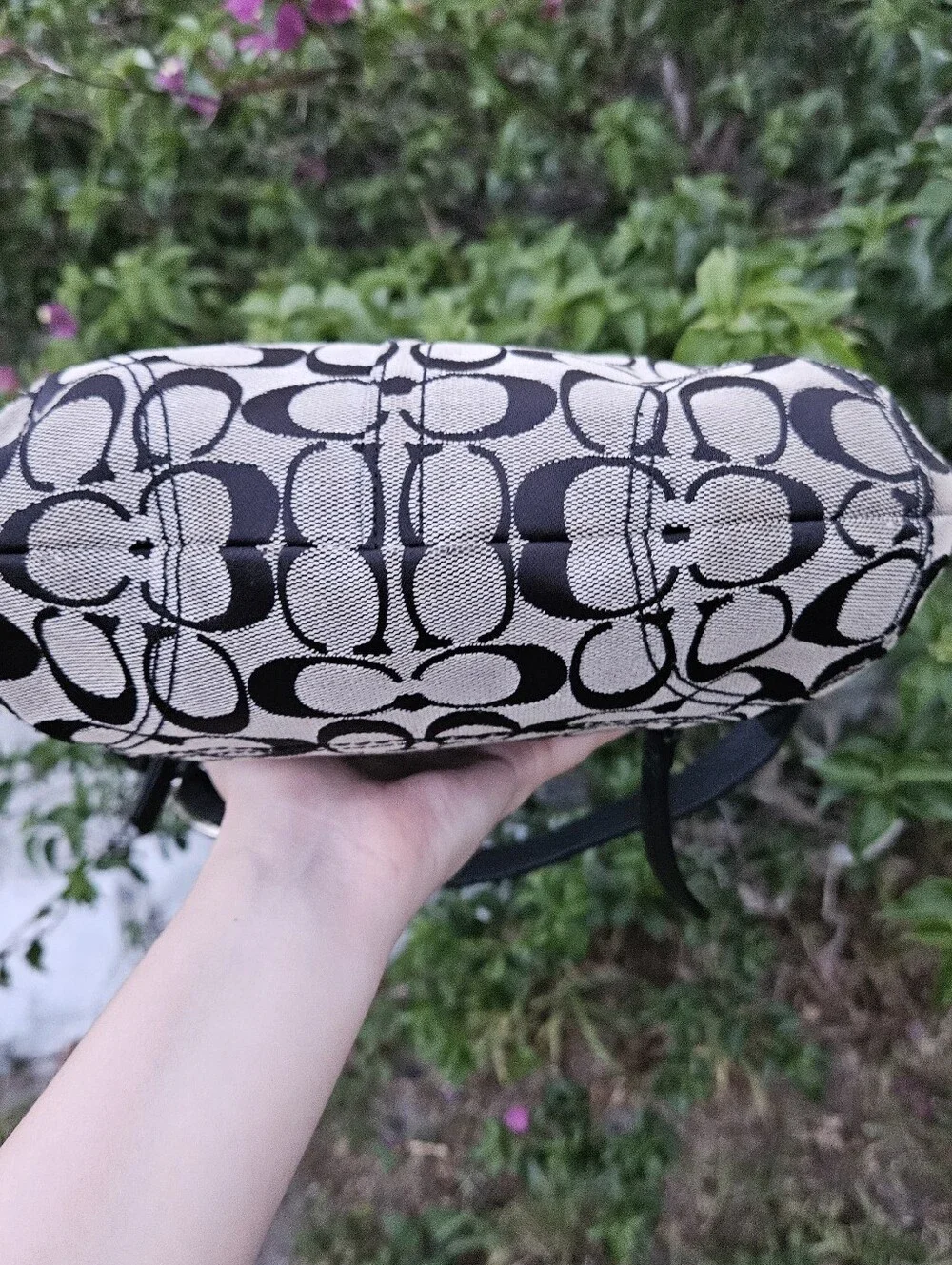 Coach F13114 Soho Signature Black Grey Canvas Hobo Shoulder Bag Hangtag